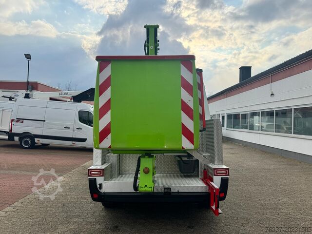 Kendinden tahrikli çalışma platformu Renault Steiger France Elévateur 142 TPFc