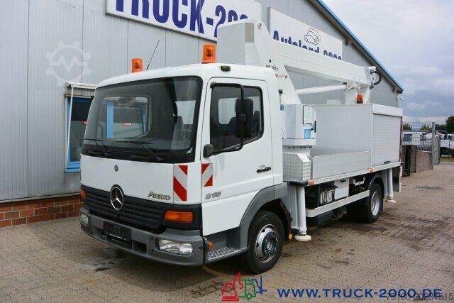 Fourgon Mercedes-Benz Atego 815 Wumag WT170 17 m seitl. Auslage 11.3 m