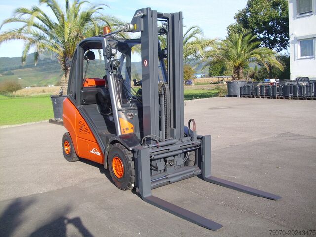 4 kerekű targonca Linde H35T-02-X393 TRIPLEX - ZVG/SS 12.900 EUR