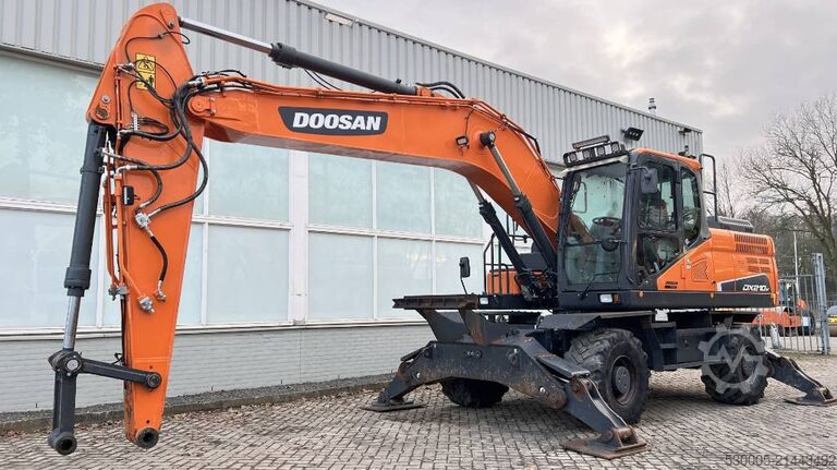 Koparka kołowa Doosan DX 210 W-5     2020