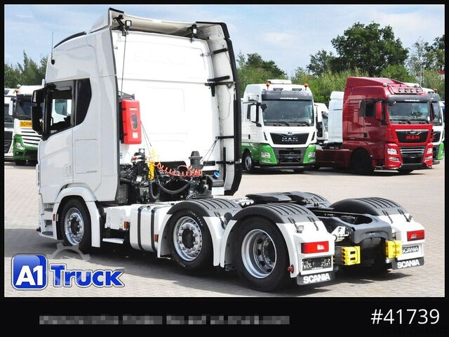Tractor estándar SCANIA Scania R 500 A6x2 LL Navi Lenk Retarder 70to