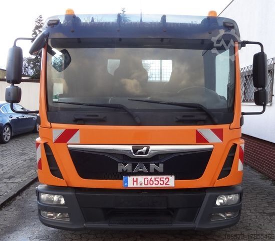 Pick-up furgon MAN TGL 8.220