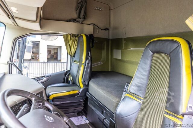 Standaard-SZM VOLVO FH4 GLOBE 16.550 (16 L.) +VOITH+HYDR