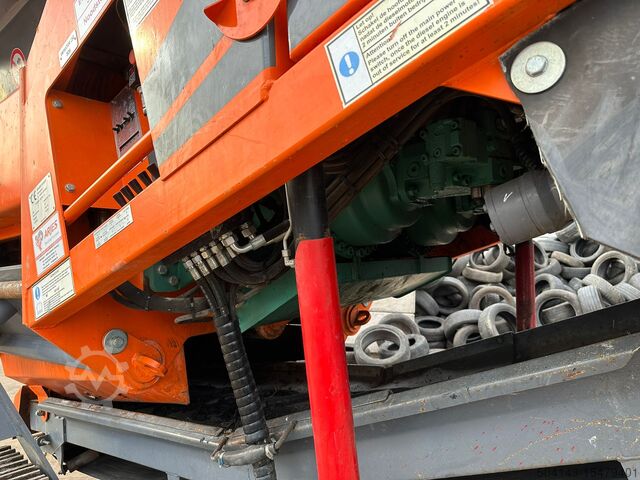 Tweeassige versnipperaar Arjes Impaktor 250 - incl. 2 sets of shafts