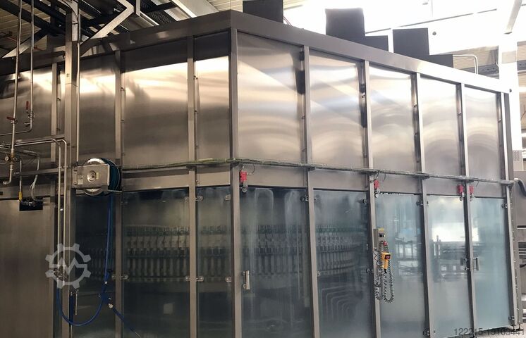 SIG Corpoplast, KHS Sacmi, Kisters, egyéb PET töltősor (eldobható) (2000) SIG Corpoplast, KHS Abfülllinie für PET (Einweg)