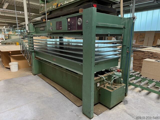 Fineerpers Buerkle U 140