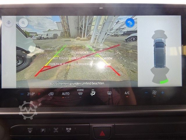 Minibus FORD Transit Custom 320L1 Trend Kombi Navi Kam LED