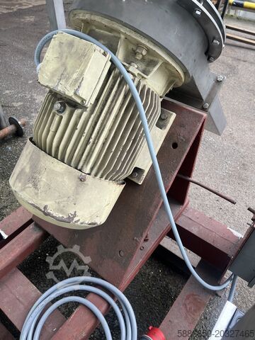 Fruit and vegetable knife mill