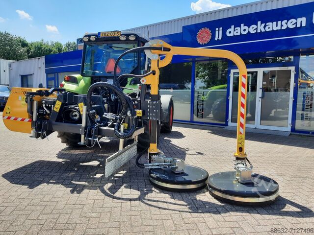 Vangrail maaier McConnel Barrier mower