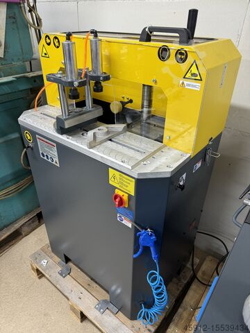 Kops freesmachine TUGRA OM 001
