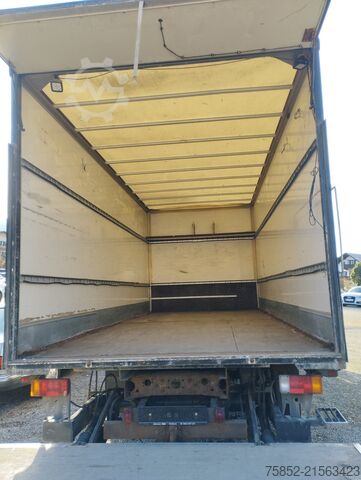 Dobozos teherautó Iveco ML 75E18 EUROCARGO Koffer Ladebordwand