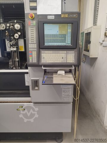 Drutowa wycinarka elektroerozyjna Sodick Aq325L