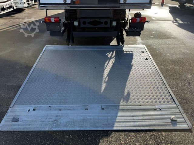 Camion frigorifique MERCEDES-BENZ ATEGO 1524 L Kühlkoffer BI-Zone 7,30 m LBW *2 to