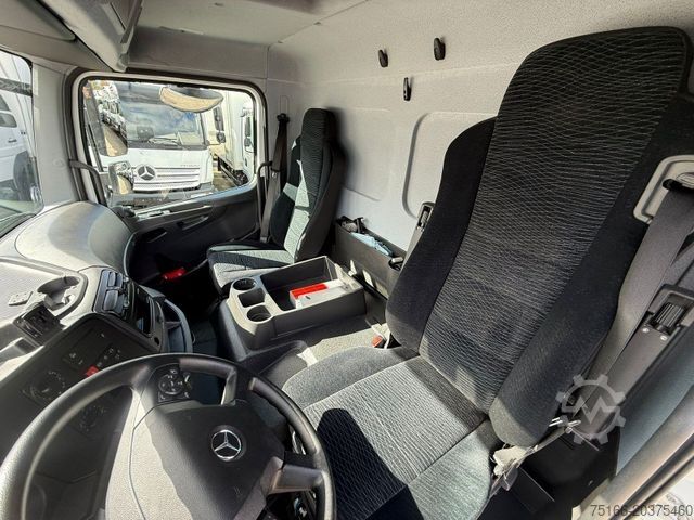 Κλειστό βαν MERCEDES-BENZ ATEGO 821 L Möbelkoffer 6,20 m TÜREN*KLIMA