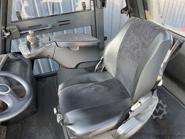 Chariot élévateur à fourche diesel Linde H80D-03/900