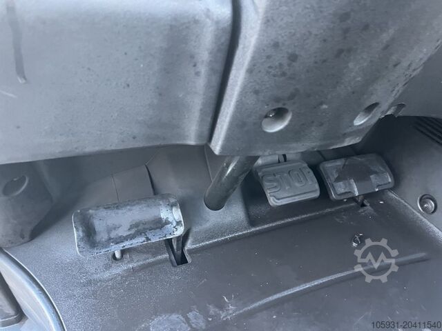 Elektrische vorkheftruck met 4 wielen Linde E35HL-02