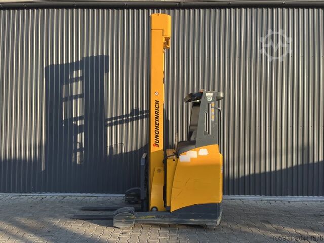 Ajunge la camion Jungheinrich ETV214