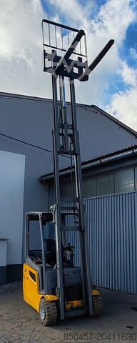 Elektryczny – 3 koła Jungheinrich EFG 216k 4.64m/ 2018y/ 6630mh