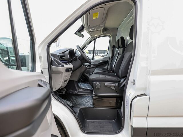 High top van Maxus DELIVER 9