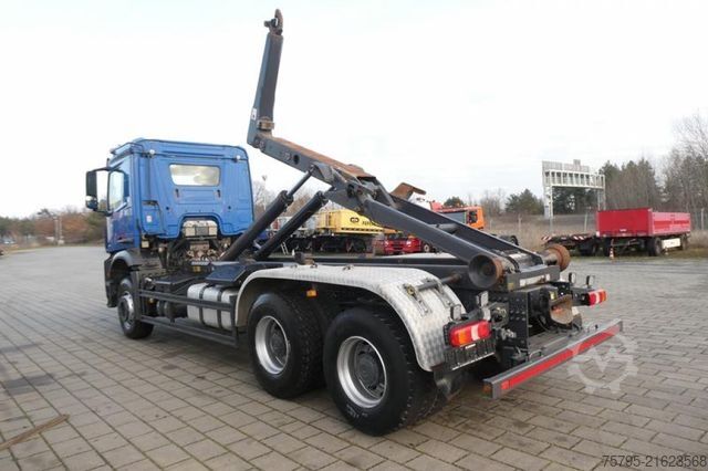 Haakarm vrachtwagen MERCEDES-BENZ Arocs 2645 K 6x4 Abrollkipper Meiller deutsch to