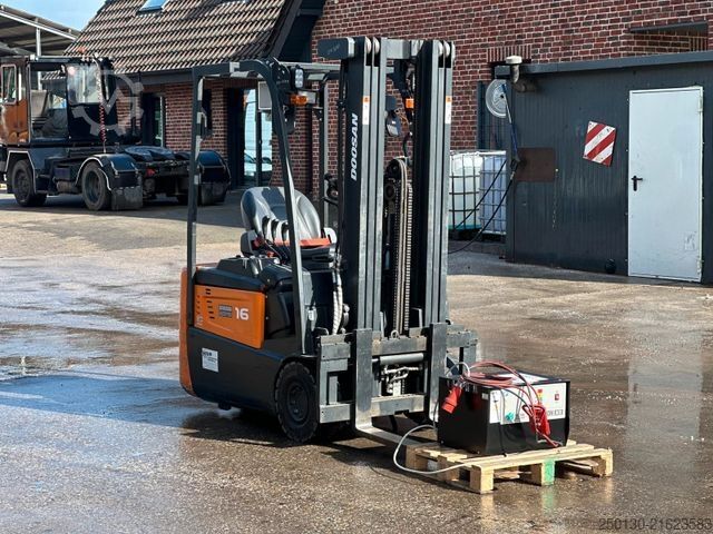 Voorlader vorkheftruck DOOSAN BR16R-7 Elektro Frontstapler mit Ladegerät