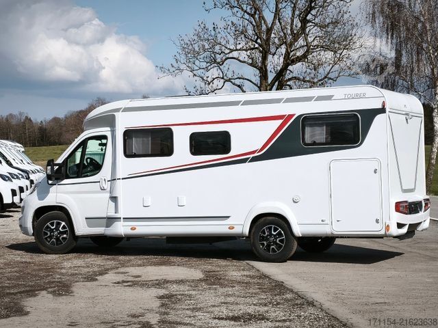 Half-integraal camper LMC Tourer T 660G