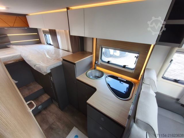 Half-integraal camper LMC Tourer T 660G
