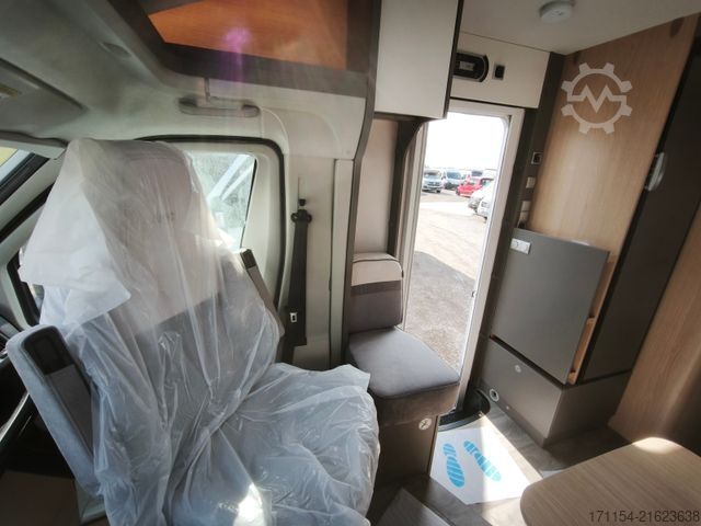 Half-integraal camper LMC Tourer T 660G