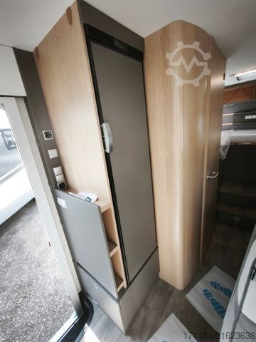 Half-integraal camper LMC Tourer T 660G
