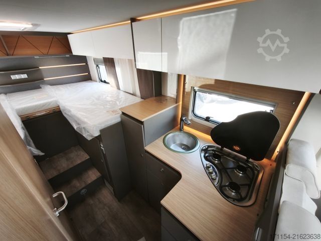 Half-integraal camper LMC Tourer T 660G
