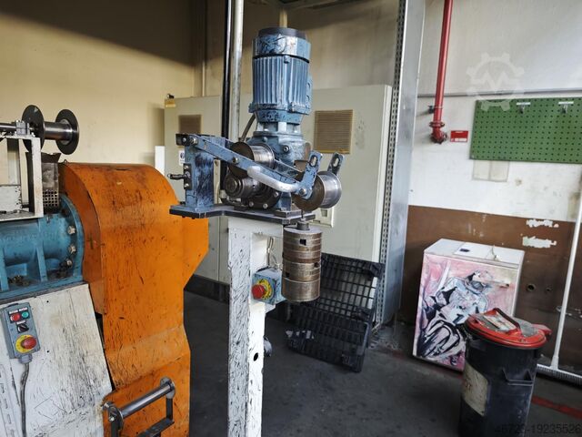 Rubber spuitgietmachine Michelin Ligne Habillage