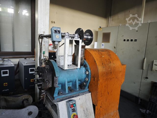 Rubber spuitgietmachine Michelin Ligne Habillage