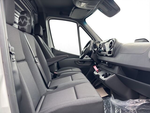 Panel van Mercedes-Benz Sprinter 317 CDI Kasten PRO Hochdach Lang AHK