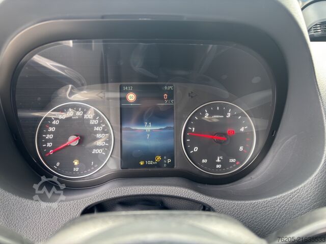 Panel van Mercedes-Benz Sprinter 319 CDI Kasten PRO Hochdach Lang AHK
