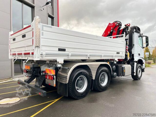 3-zijdige kipper Mercedes-Benz Arocs 3348 6x4 BB Dreiseitenkipper FASSI F195A