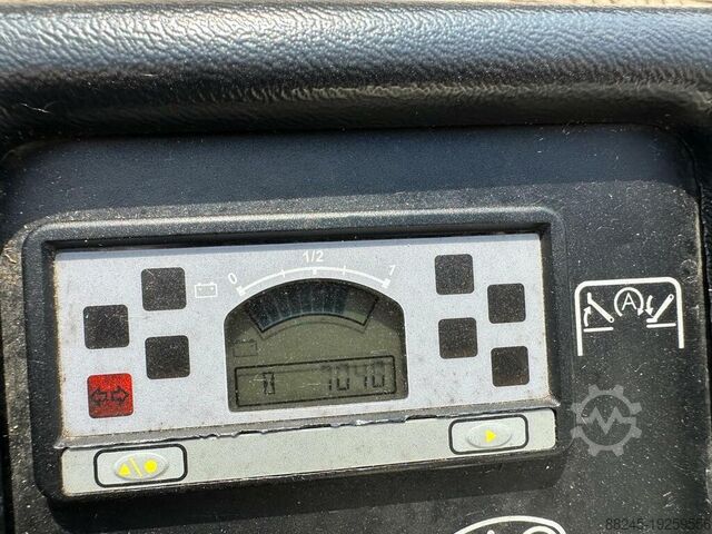 VS-22201 Transpallet elettrico triplex con operatore a bordo 5500mm BJ2020 ACTIL SV13