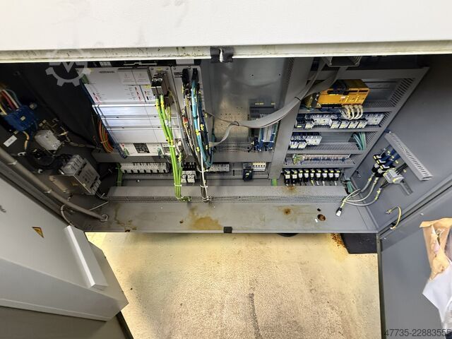 Universeel bewerkingscentrum DECKEL MAHO DMU 70