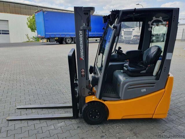 Heftruck Jungheinrich EFG 215 / Triplex 4.25m / SS / nur 1.680h / 2021