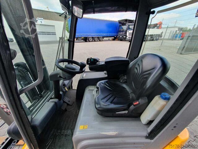 Heftruck Jungheinrich EFG 215 / Triplex: 4.25m! / nur 3.439h! / 2022