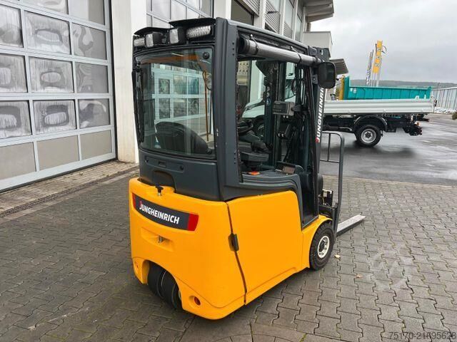 Heftruck Jungheinrich EFG 215 / Triplex: 4.25m! / SS / 1.285h / 2021