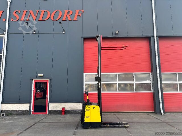 Gaffeltruck Hyster S1.5 S 1500 kg stapelaar 3.4m