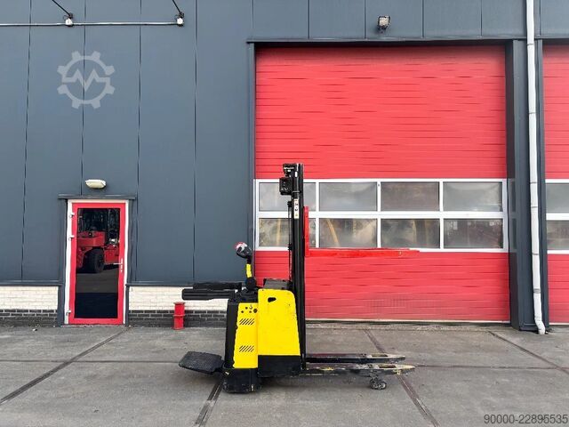 Gaffeltruck Hyster S1.5 S 1500 kg stapelaar 3.4m