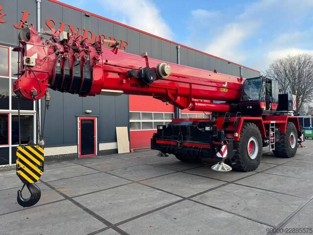 Terrængående kran Terex RT100