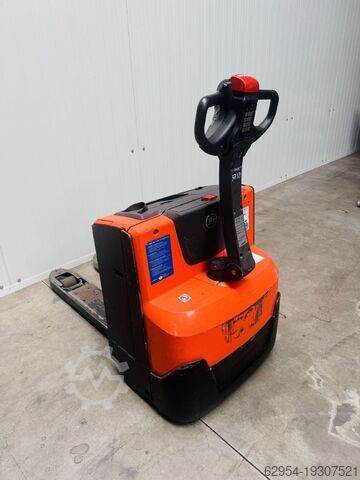 Electric Pallet Truck Toyota LWE 180 Gabelzinken Länge 1000mm