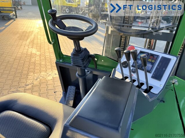 Carretilla retráctil de 4 vías Combilift C2500CB DIESEL TRIPLEX 5500 POSITIONER