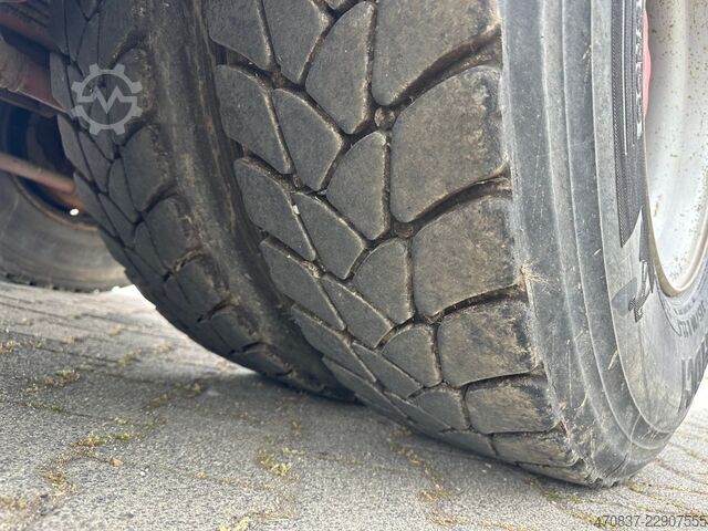 Camion benne MAN TGS 26.400 / 6x4 / BLATT BLATT / VDL