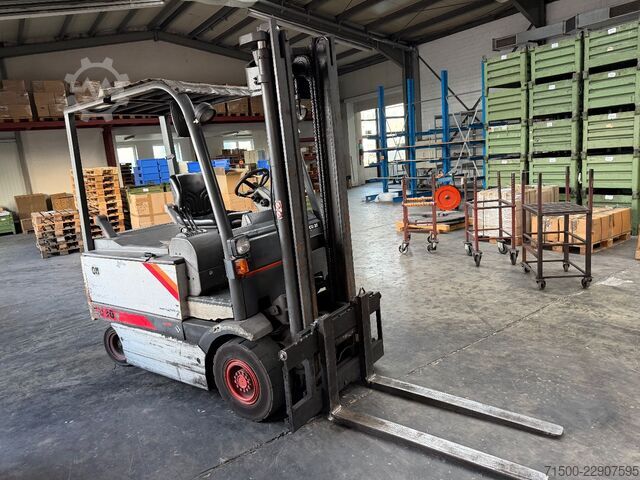 Carrello elevatore elettrico OM CARRELLI EU 30