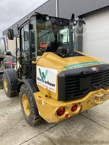 Loader Caterpillar 906M (7164)