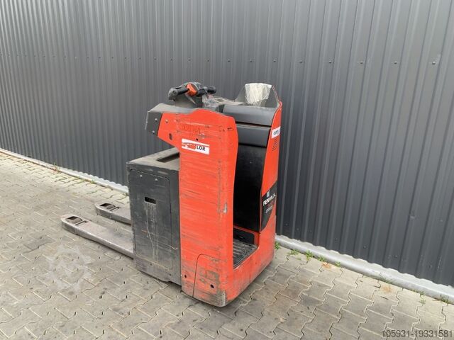 Raklapemelő Linde T20SF