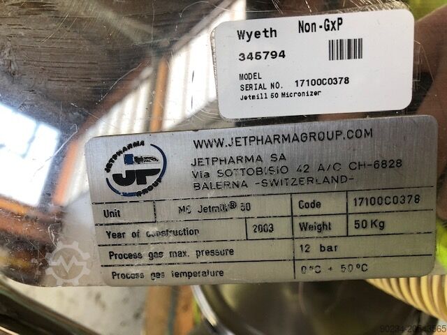 Moinho de jato móvel resistente a ácidos Jetpharma modelo MC JetMill50 JET PHARMA MC JetMIll50